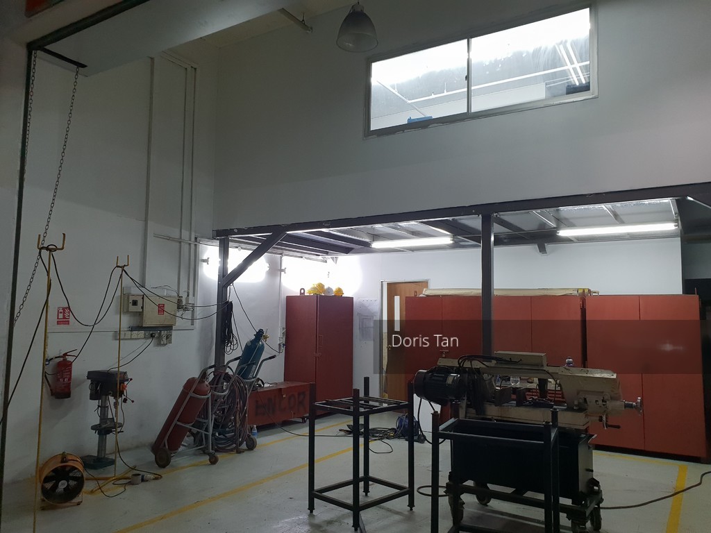 Pioneer Centre (D22), Factory #225674721